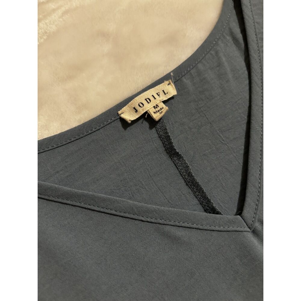 Jodifl Oversized V-Neck Blouse M Minimalist Capsule Wardrobe Boho Chic Soft Tee